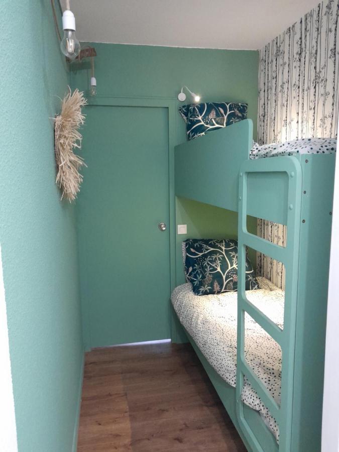 Joli 2 Pieces Sur Le Port Avec Piscine, Terrasse, Parking Appartement Capbreton Buitenkant foto