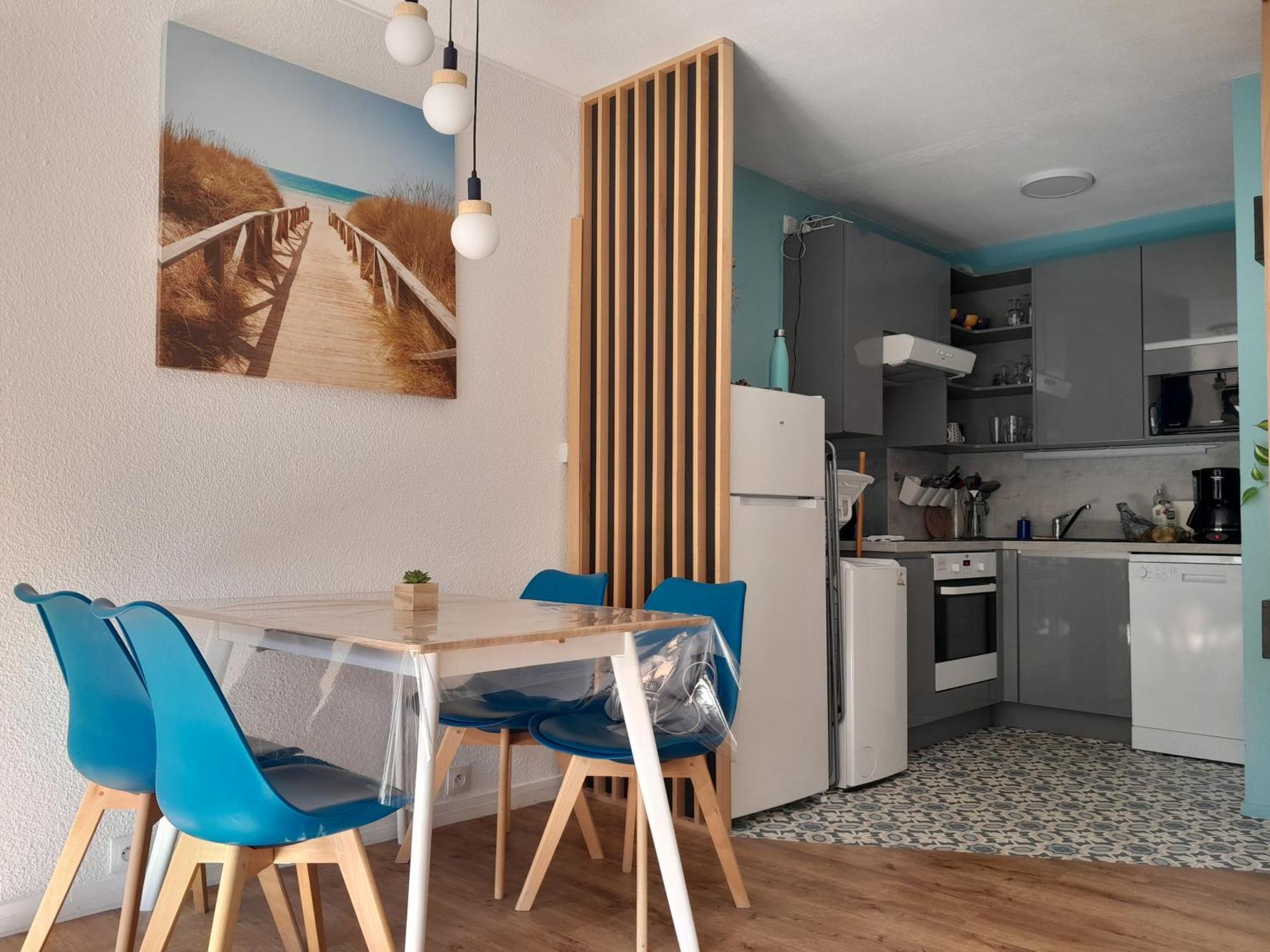 Joli 2 Pieces Sur Le Port Avec Piscine, Terrasse, Parking Appartement Capbreton Buitenkant foto